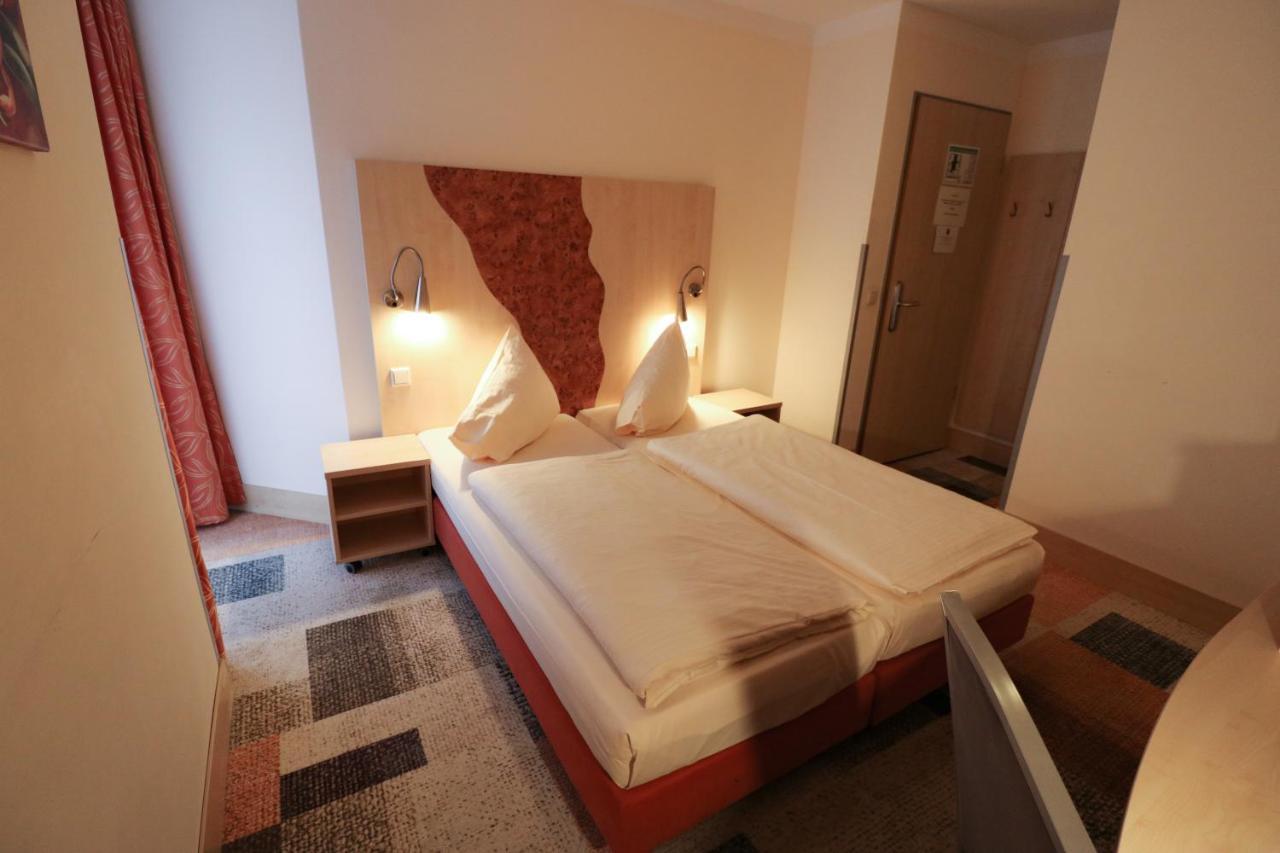 Petul Apart Hotel Ernestine Essen Exterior photo